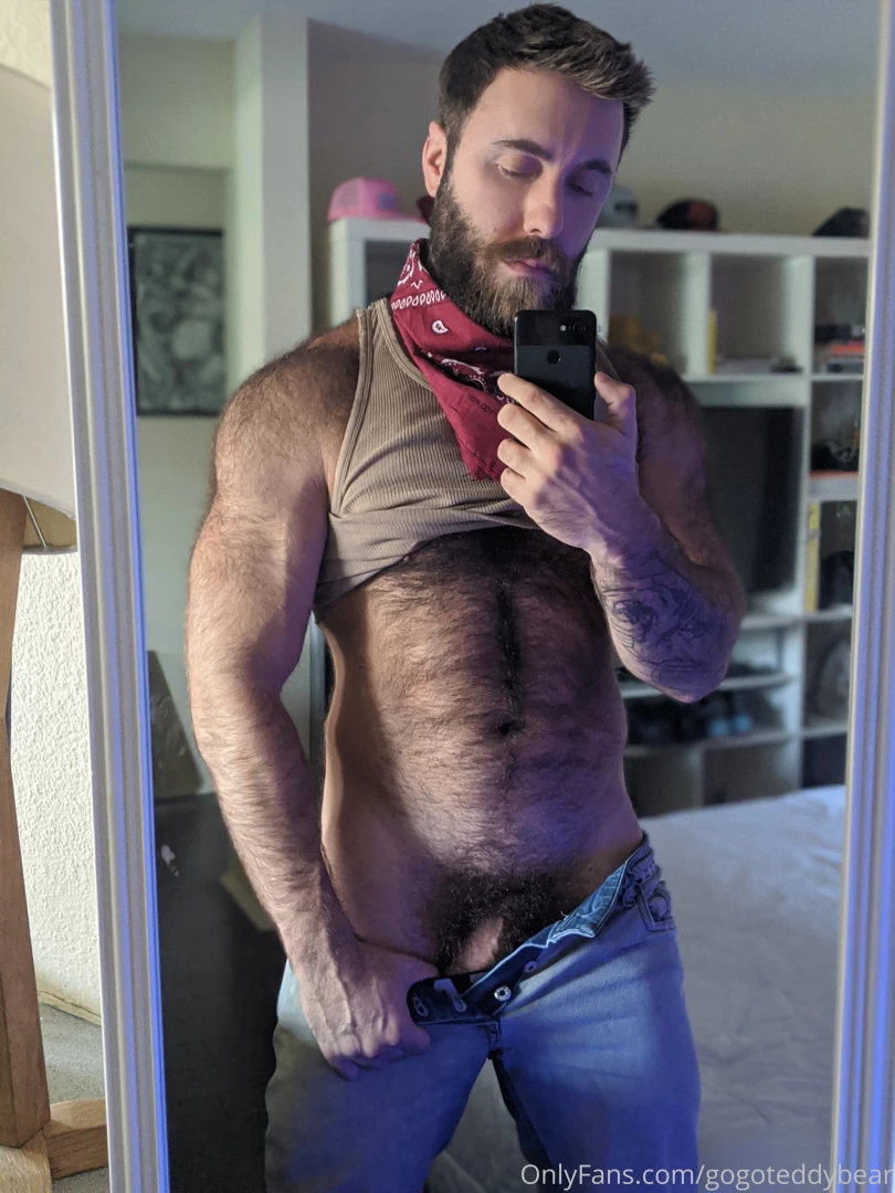 Your daily dose of my full untrimmed bush 