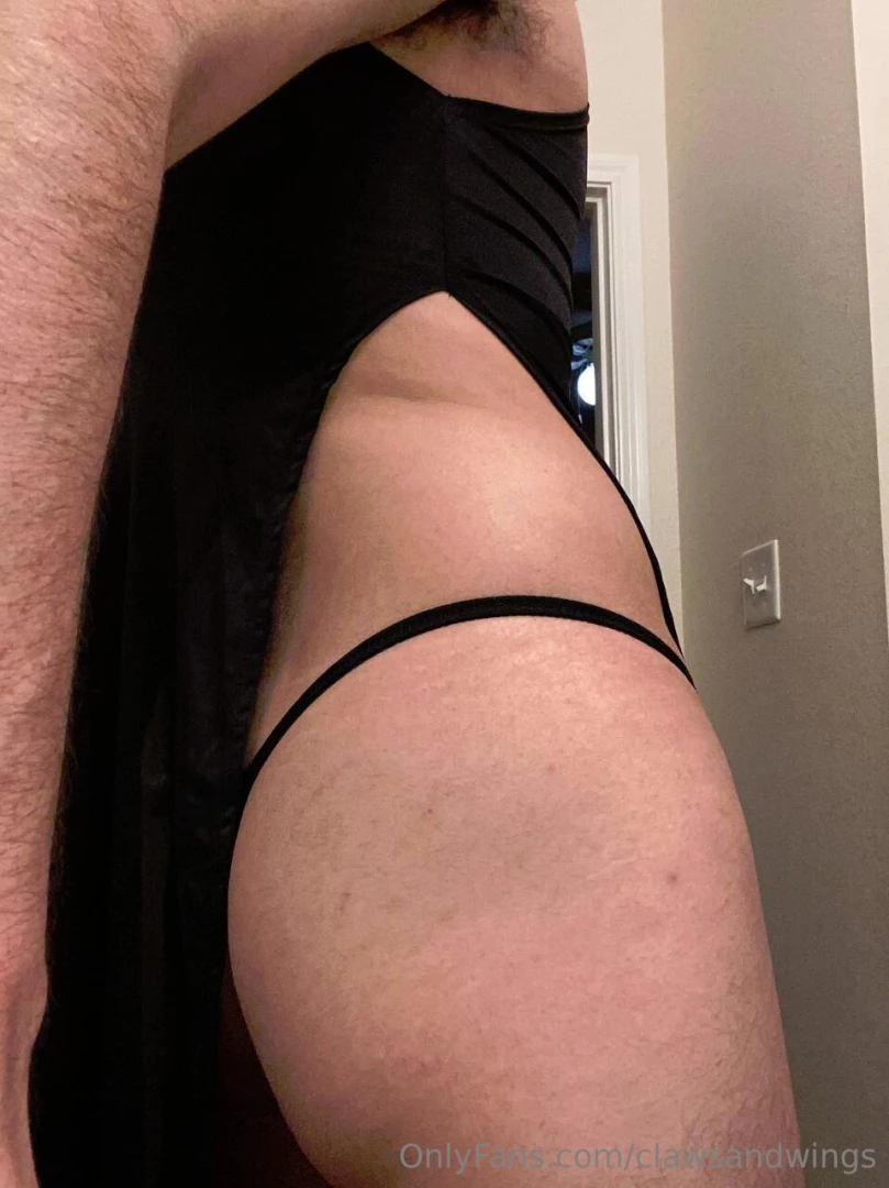 Not a leotard swimsuit but close enough the androgynous feelings this part 1 