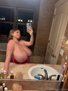 Day 2 of sunburn and i think the cum helped it heal