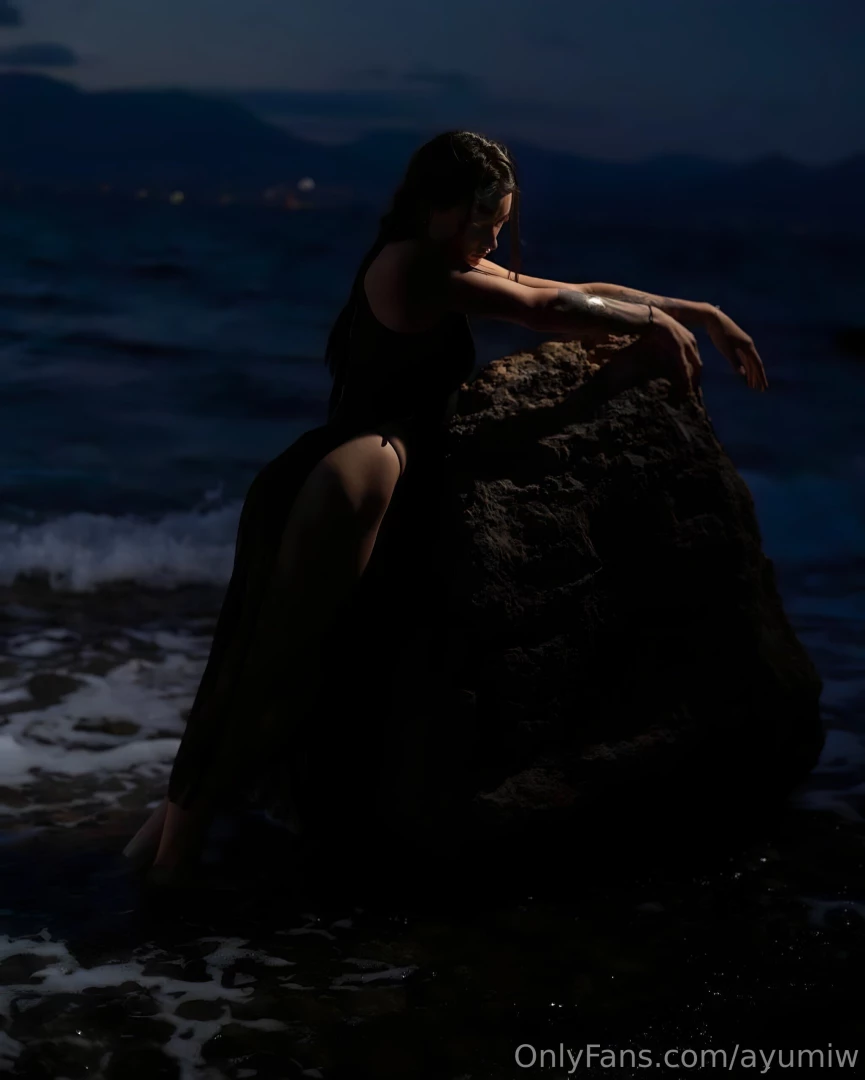 Walks under the stars could you show me how to create intrigue from 