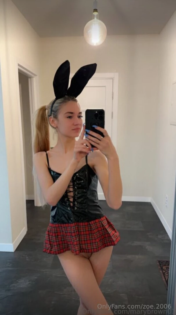 This hot thing marybrown01 is waiting for you she has amazing deals part 44 