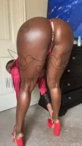 Keep this pussy in doors