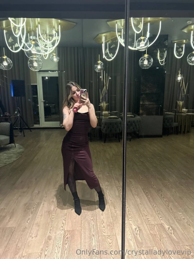 Do you like my look for the evening 