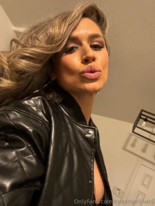 A little kiss for you part 3