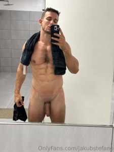 Feeling pumped after my workout but i realized i forgot to train one