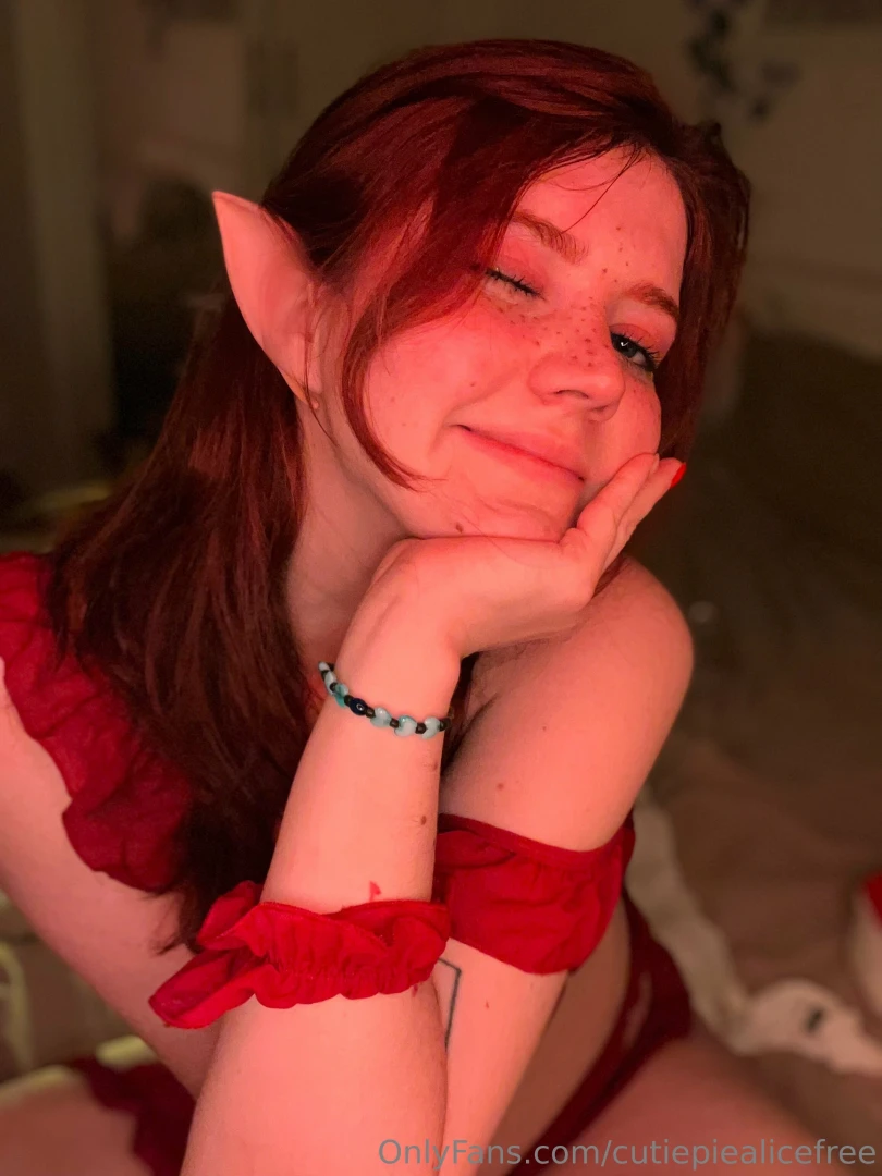 Hello babies my vip page is up follow me there and i ll send you an 