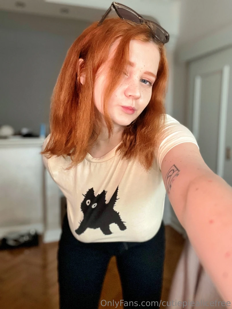 Subscribe to my vip page cutiepiealicevip and i ll spoil you with a part 2 