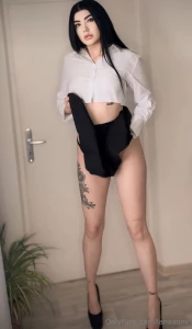 Free page tattoed brunette with natural tits michelle_anderson you re part 28