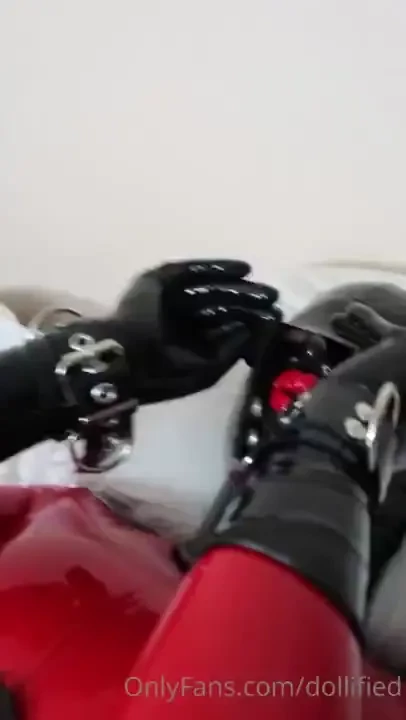 Part two now that malojo is totally suited up and sealed inside rubber 