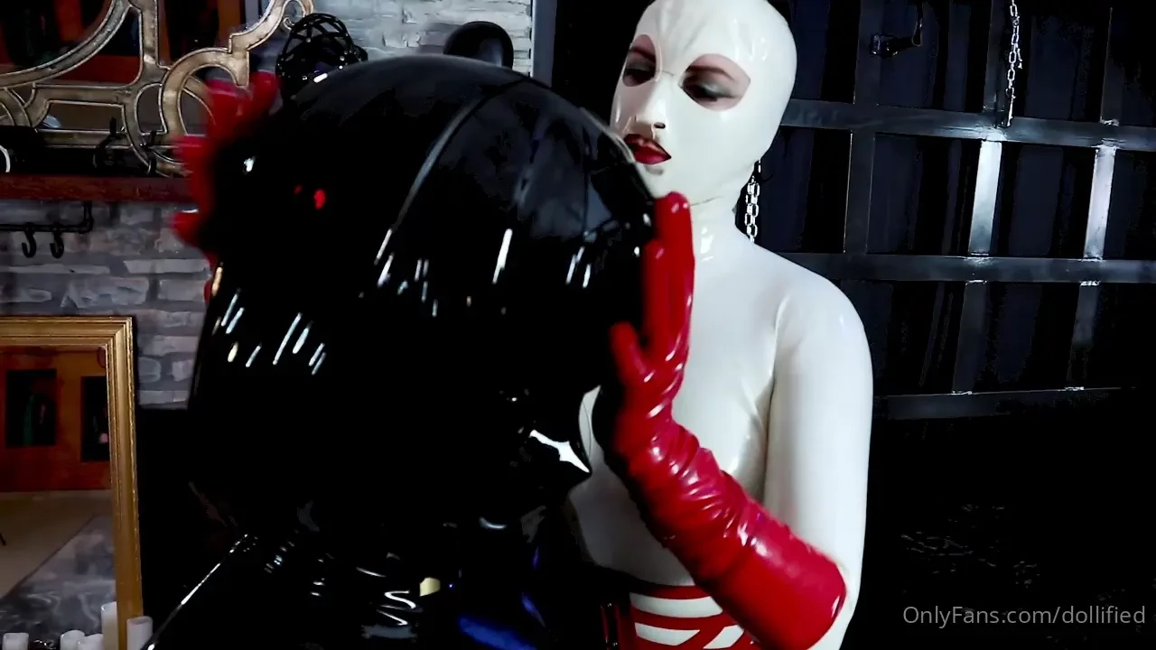 Rubberized kig masked and locked up by rubber nurse the best kind of 