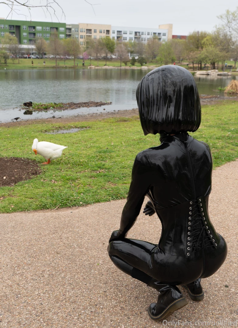 Shiny black kigu exploring nature i m exited - it s finally that brief part 2 