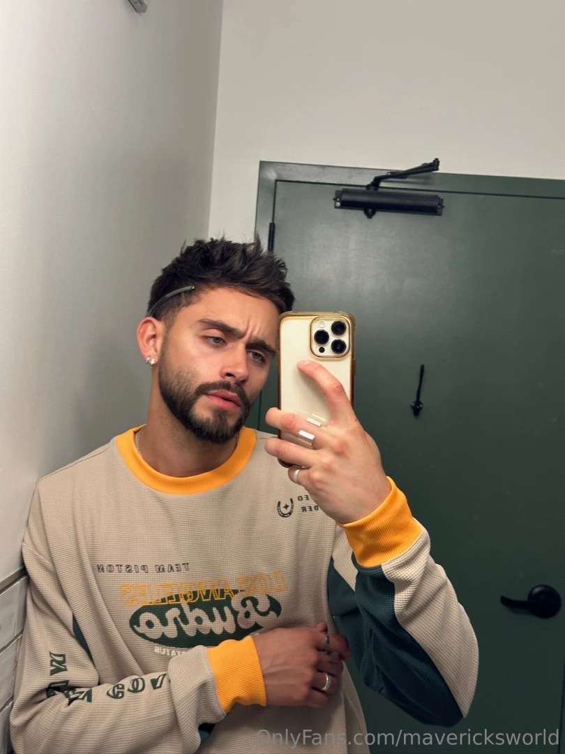 Wanna join me while taking a shower tip 5 to have the whole bundle 