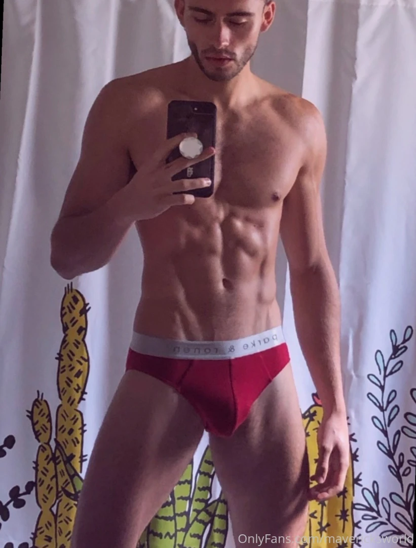 Just a quick reminder your special treat is waiting in your dms don t 