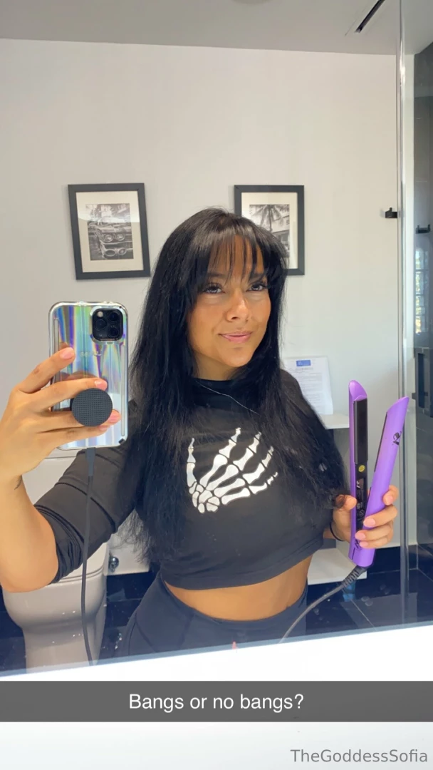 Bangs or no bangs 
