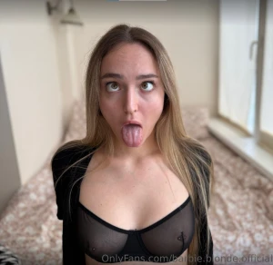 Free sub now ready for some fun this cutie knows how to tease you just part 39