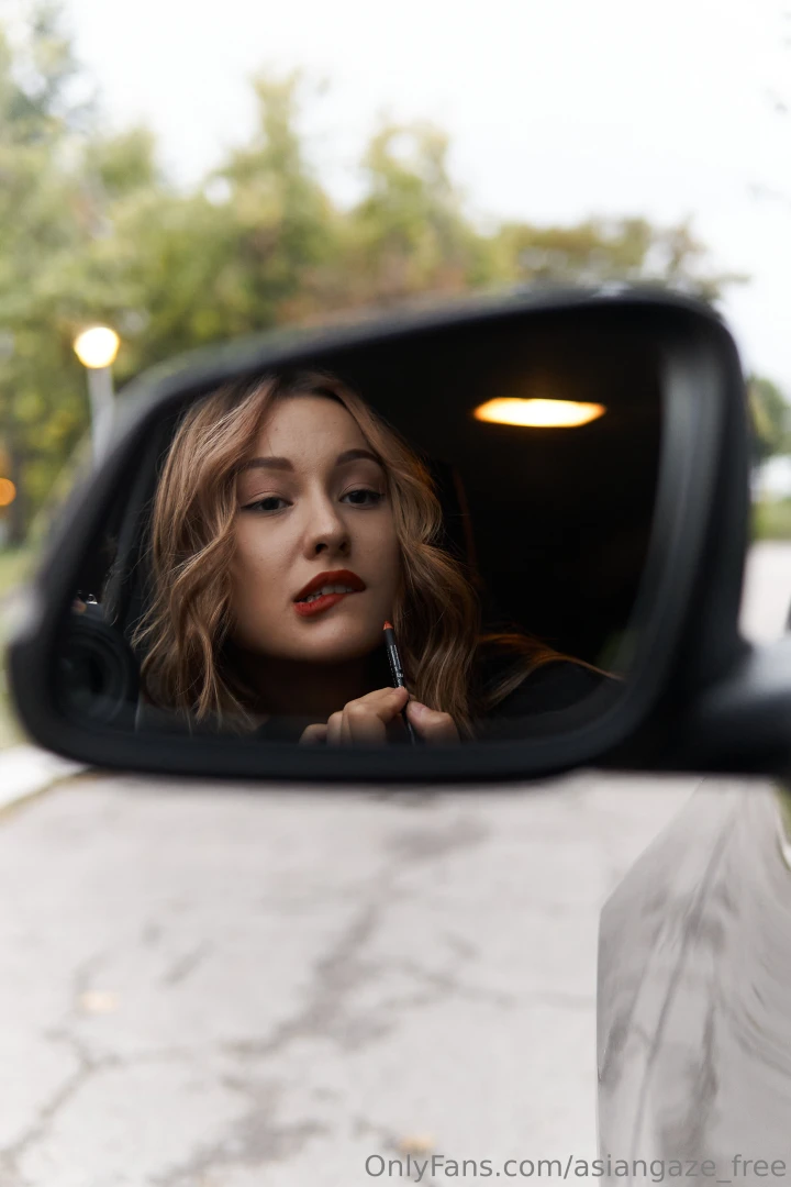 Let me tell you dude that makeup was absolute fire i mean she totally 