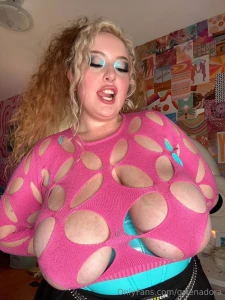 How quickly would you fold to a strong dominant woman telling you what