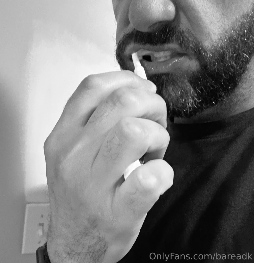 Nighty night fans getting ready for bed gotta keep the teeth clean and 