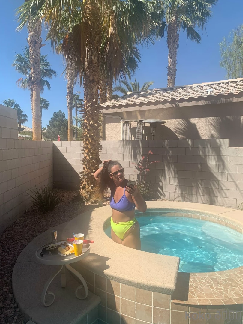 Suns out buns out fun with the girls dont miss the exclusive video of part 3 