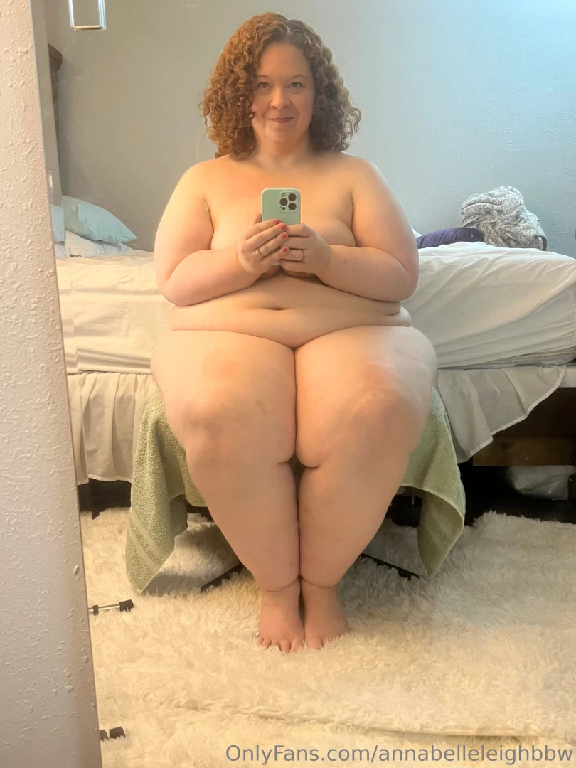 A pic waiting in the bj chair for my boyfriend and then a pic of what 
