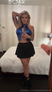 You re looking at this way too long but i like that