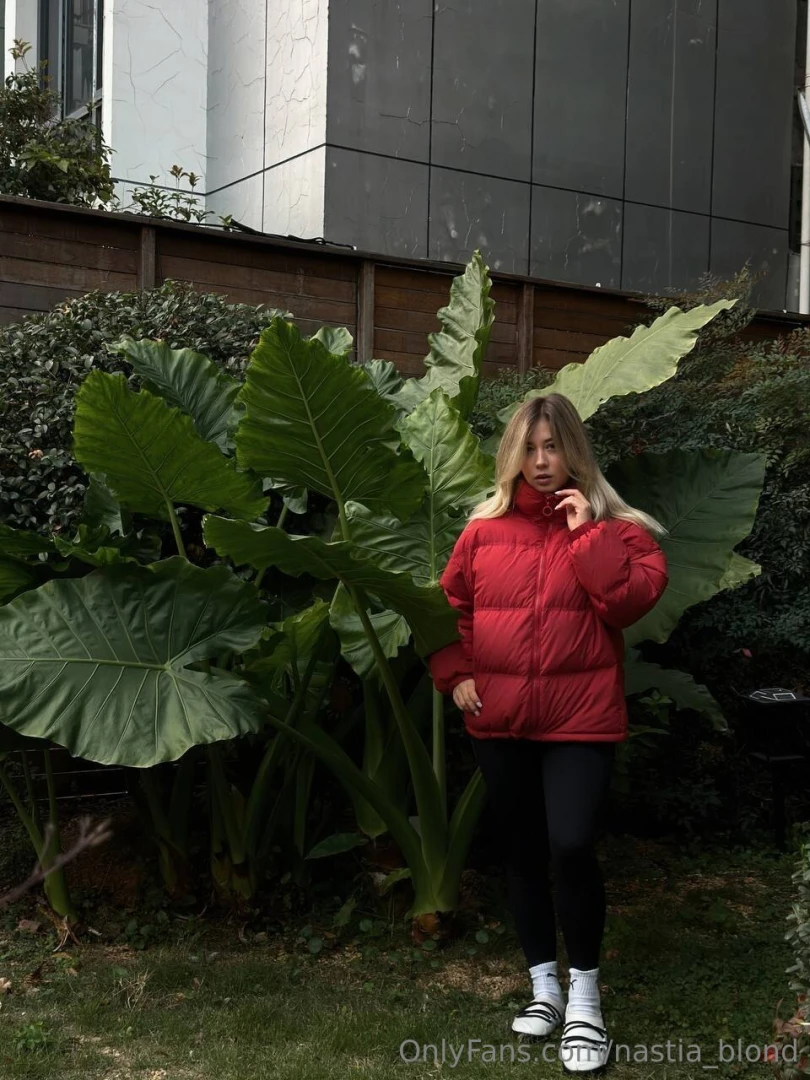 Lost among the giant leaves or is it the jungle in the city center 