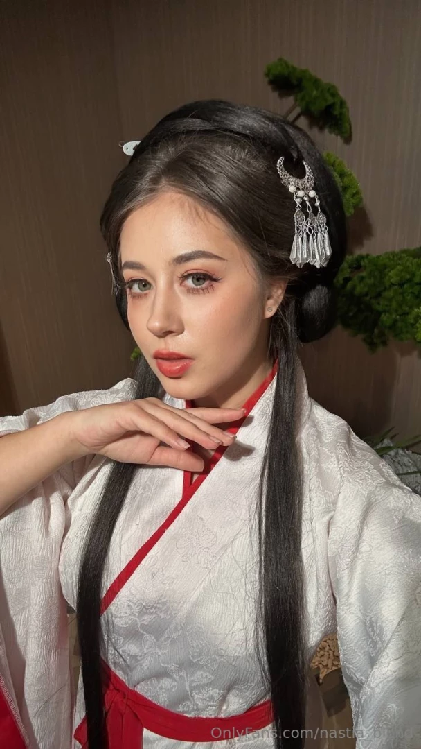 My evening at home started with a warm bath ritual where i relaxed 