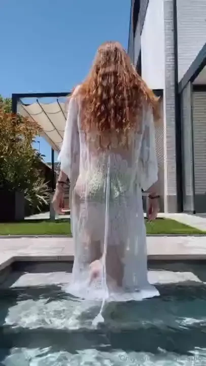 I want to be a mermaid so badddd 