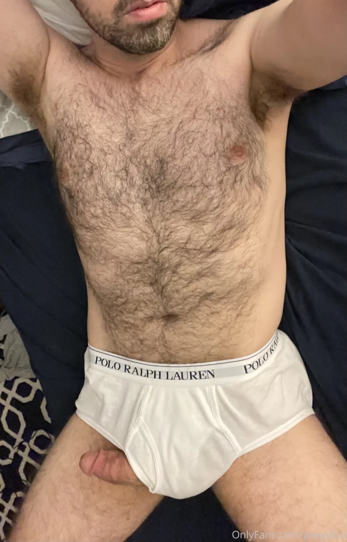 A few pics in one of my favorite pairs of tighty whities 
