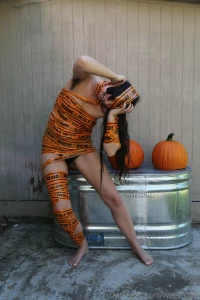 Highlights from my latest halloween shoot this was rachael s idea and part 6