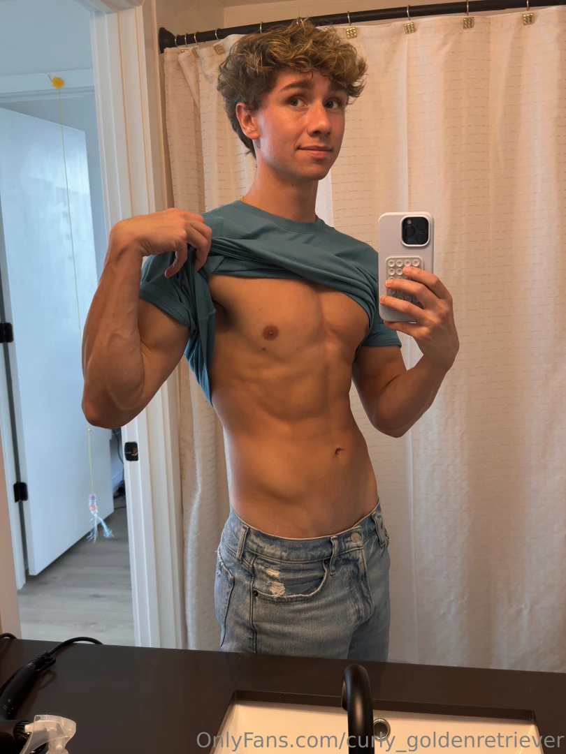 Hope everyone s taking it easy today what s your go-to way to relax on 