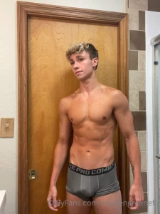 Definitely didn t take these pictures right after my ab workout on the