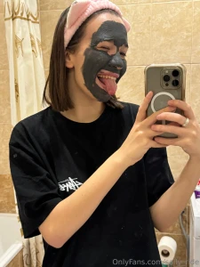 Who knows what this mask is called let s check how attentive men are