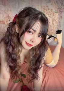 Think i m built to be played with