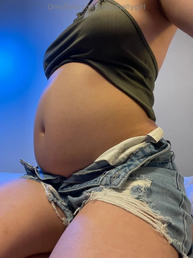 Swollen and sloshing after a coke bloat with an already stuffed part 2 