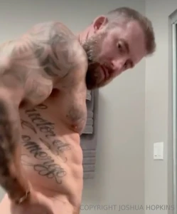 Tip me if you wanna shower with me