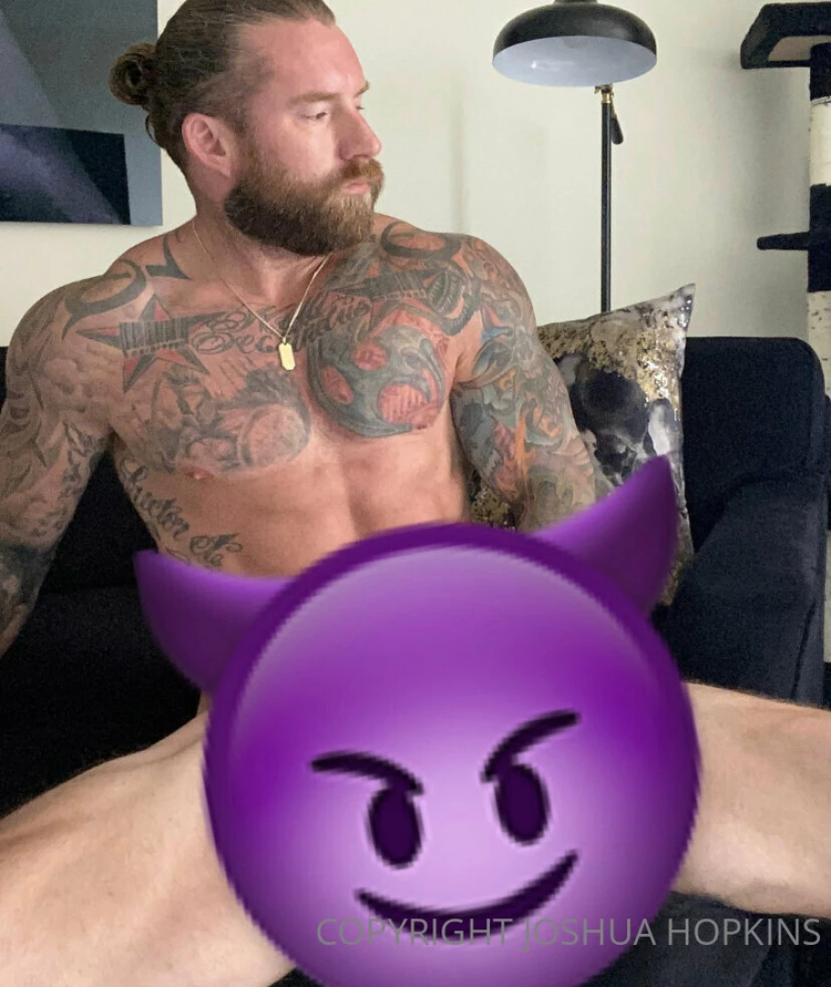 Tip in 5 to get the uncensored picture 