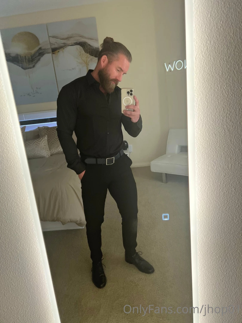 Getting ready to pound some ass 