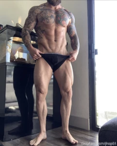 What type of underwear do you wanna see me in and if you want to buy