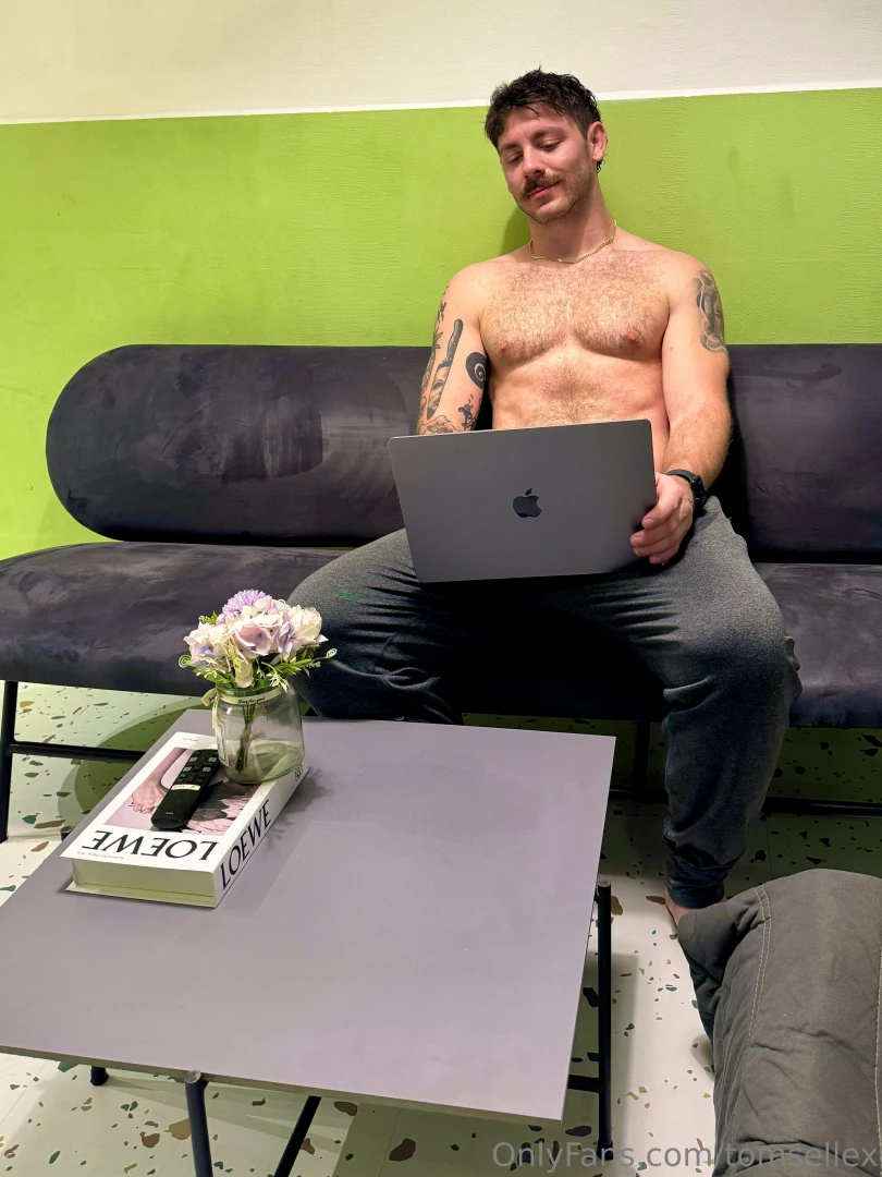 What do you think i m watching part 7 