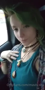 Feelin frisky in the car anyone feel like chatting tonight or want