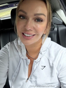 I m in transit to france so there will be a slow reply on dms unless