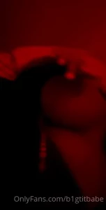 Just a random old video that i wanted to share cause my boobs looked