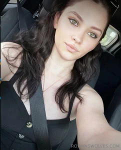 Just a sexy milf doing hot milf stuff