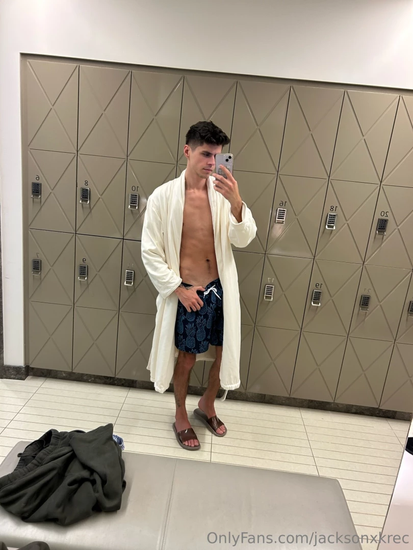 Gym showers are more fun with company 