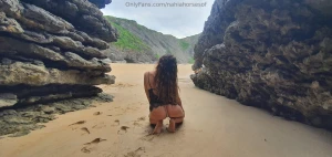 No se como me las apa o pero siempre acabo con la misma postura part 1