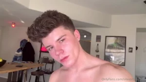 Teasing and striping for you solo jerk off