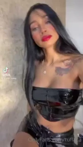 Let me seduce you part 33