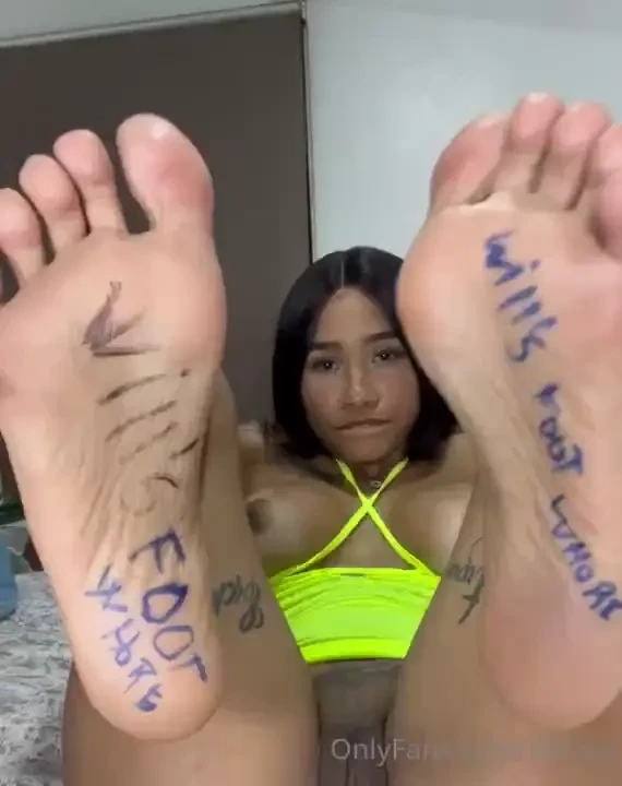 Send me your name to my dm baby i will write any phrase that drives 