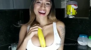 tuflacaverog - Rico video con la banana de 10 minutos te gustaria verlo completo 